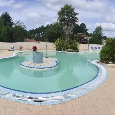 Camping Les Bruyeres *