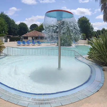 Camping Les Bruyeres Parque de Campismo Sainte-Eulalie-en-Born