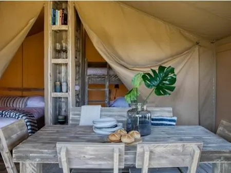 Camping Les Bruyeres Parque de Campismo Sainte-Eulalie-en-Born