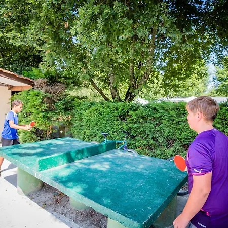 Camping Les Bruyeres Sainte-Eulalie-en-Born