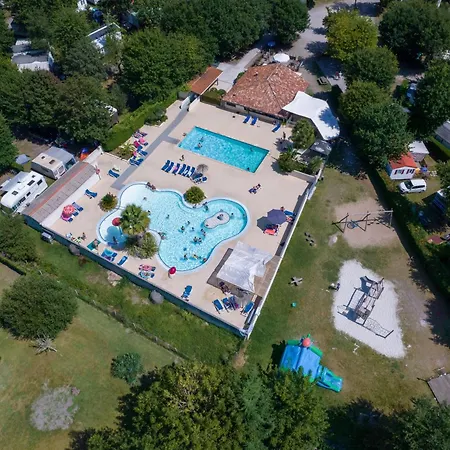 Parque de Campismo Camping Les Bruyeres