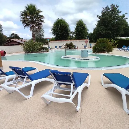Camping Les Bruyeres *