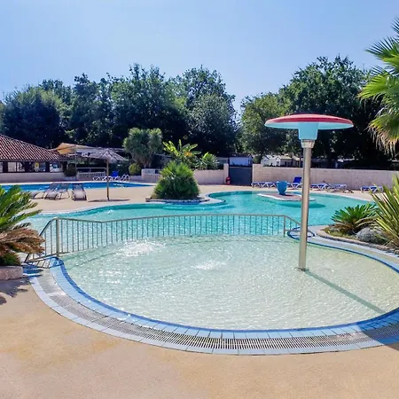 Parque de Campismo Camping Les Bruyeres