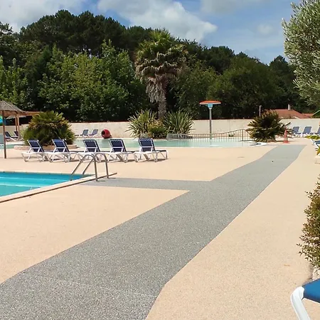 Parque de Campismo Camping Les Bruyeres Sainte-Eulalie-en-Born