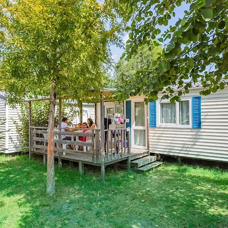 Parque de Campismo Camping Les Bruyeres Sainte-Eulalie-en-Born